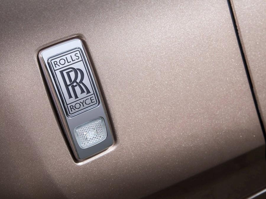  Rolls-Royce Phantom Sunrise Extended Wheelbase 2015 года  (фото 6 из 6)